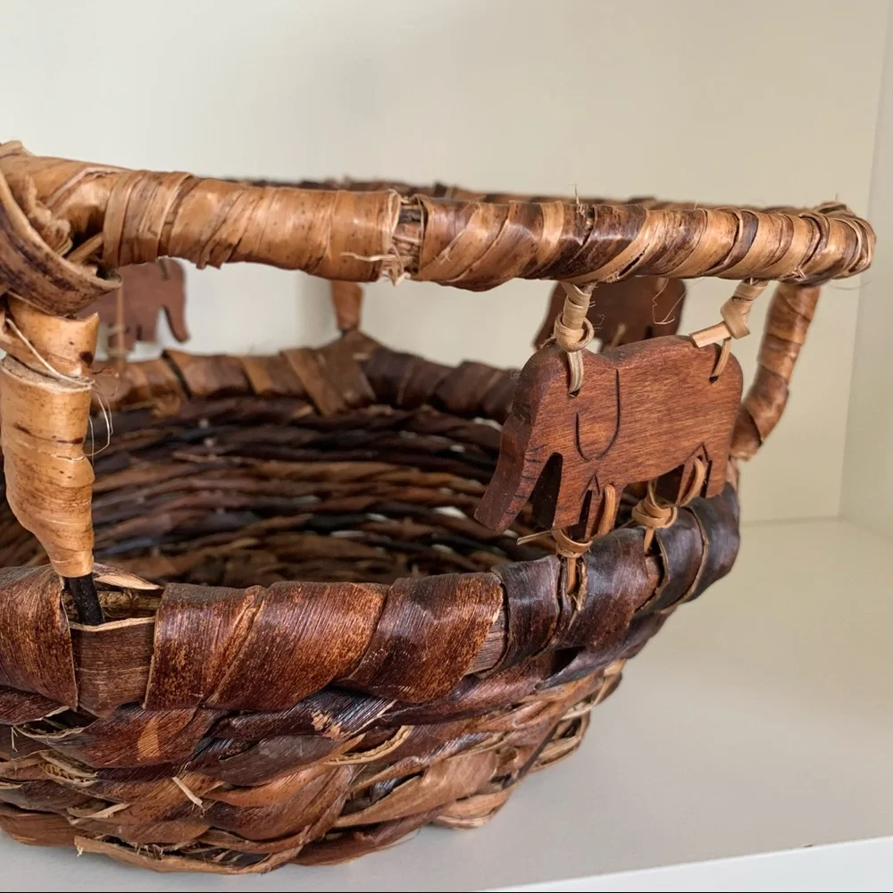 Large elephant basket